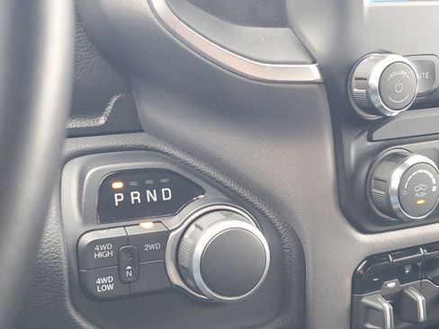 Used 2024 RAM 2500 Big Horn w/ Bed Utility Group image 17