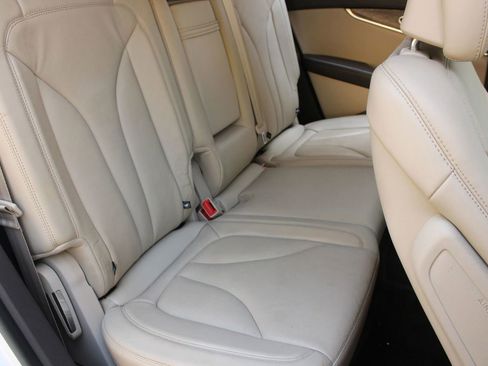 Used 2016 Lincoln MKX Reserve w/ Driver Assistance Package AWD/4WD image 23