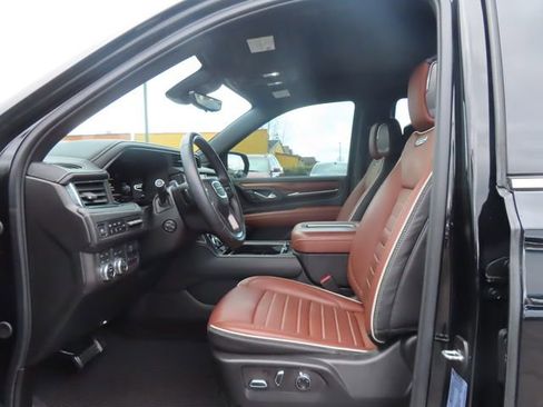Certified 2024 GMC Yukon Denali Ultimate image 15