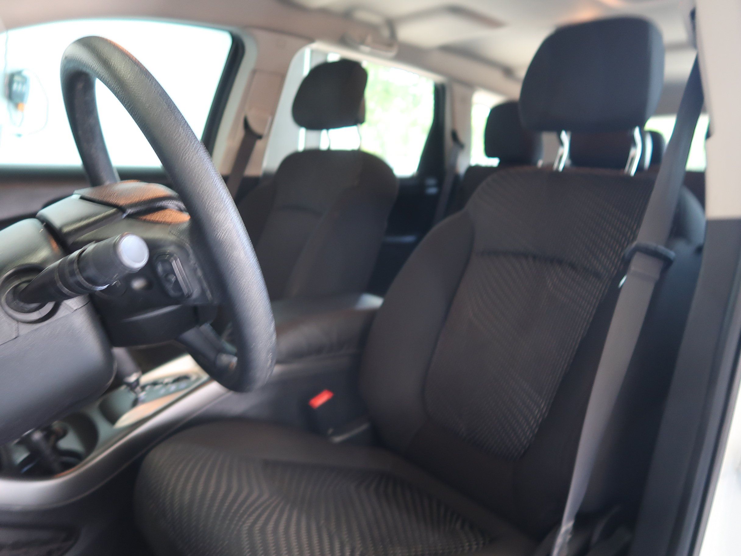 Used 2019 Dodge Journey SE FWD image 12