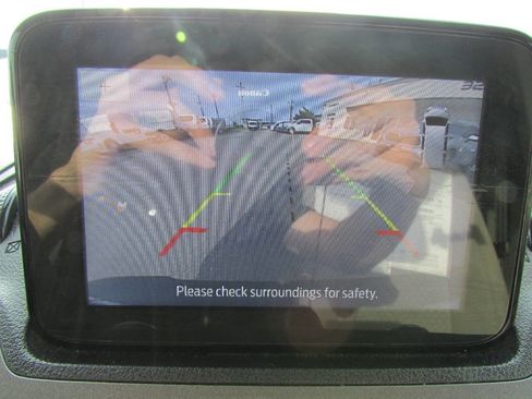 Used 2021 Ford Transit Connect XLT image 18