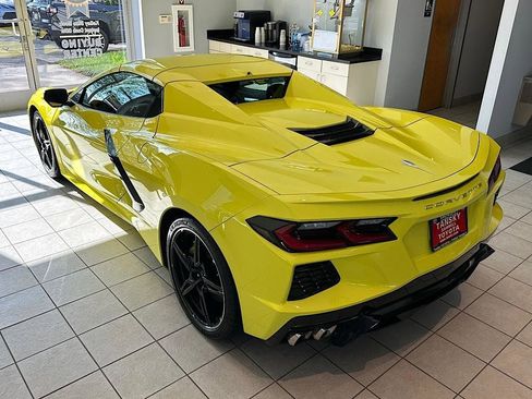 Used 2021 Chevrolet Corvette Stingray Preferred Conv w/ Battery Protection Package RWD image 7