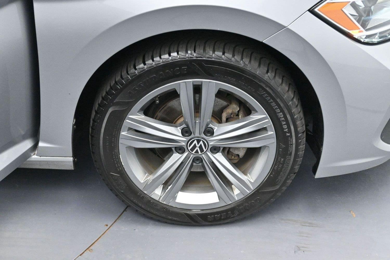 Used 2024 Volkswagen Jetta SE FWD image 35