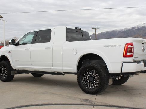 Used 2022 RAM 3500 Laramie image 13