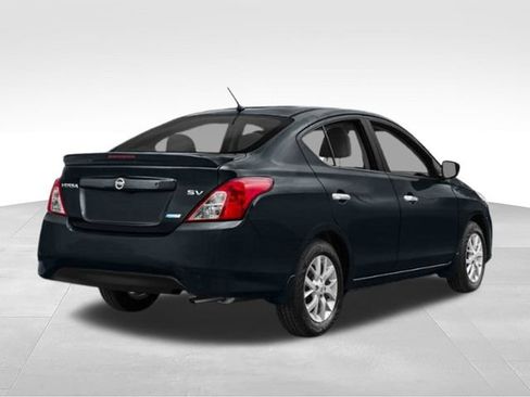 Used 2015 Nissan Versa S FWD image 2
