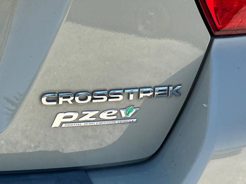 Used 2017 Subaru Crosstrek 2.0i Limited AWD/4WD image 7