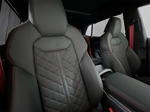 New 2026 Audi Q8 Prestige image 26