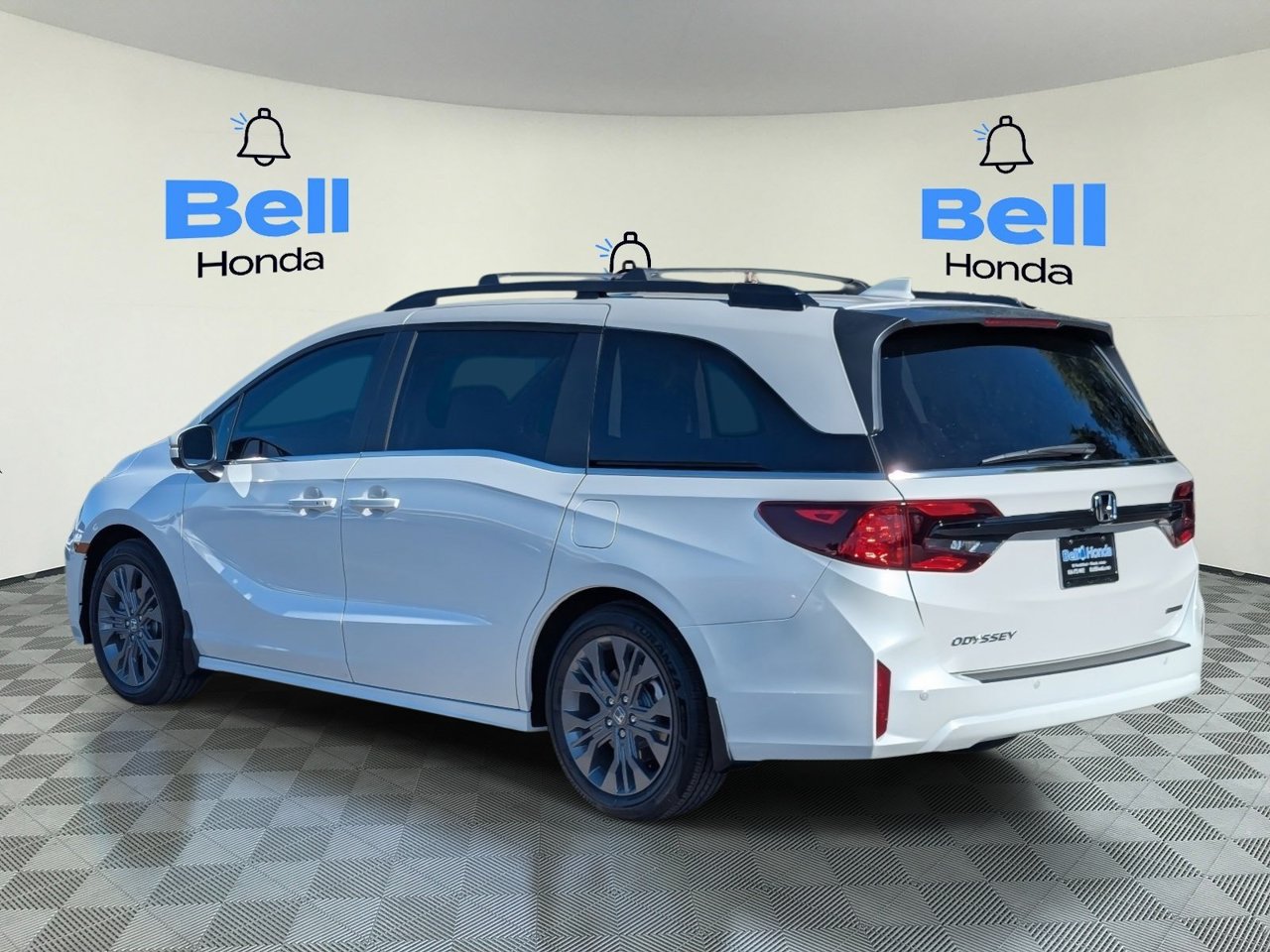 New 2027 Honda Odyssey Touring image 2