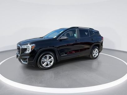 Used 2022 GMC Terrain SLE w/ Driver Convenience Package