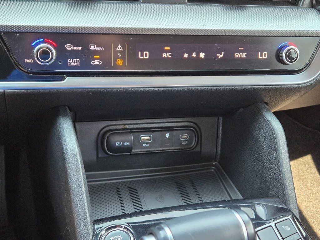 Used 2025 Kia Sportage SX FWD image 28