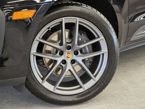 Certified 2026 Porsche Macan Turbo image 25