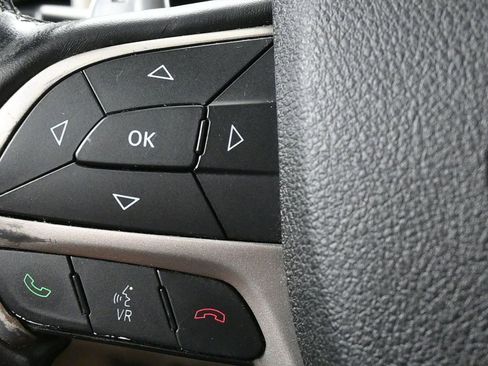 Used 2014 Jeep Grand Cherokee Limited image 17