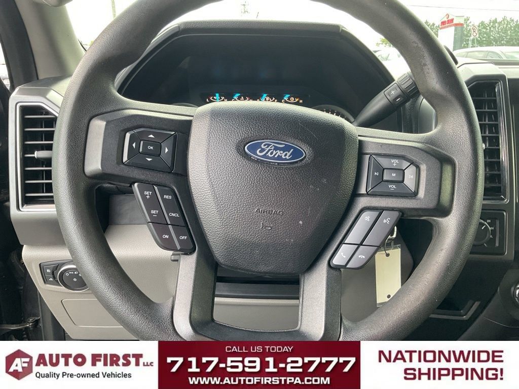 Used 2017 Ford F150 XLT AWD/4WD image 27