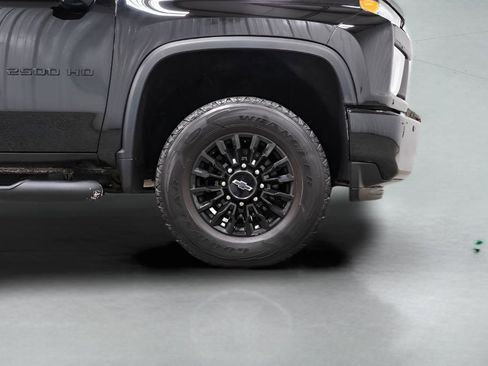 Used 2023 Chevrolet Silverado 2500 LTZ w/ LTZ Plus Package AWD/4WD image 7