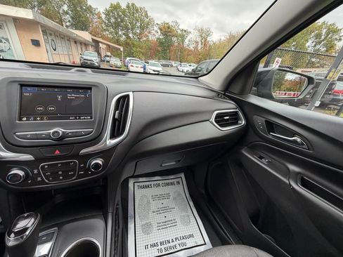 Used 2019 Chevrolet Equinox LT image 24