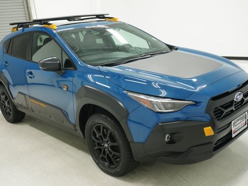 Used 2024 Subaru Crosstrek 2.5i Wilderness AWD/4WD image 3
