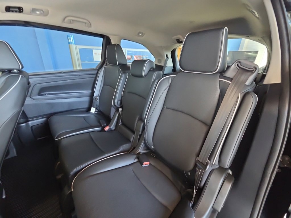 New 2027 Honda Odyssey Elite image 13