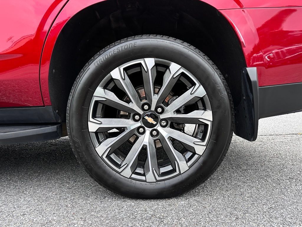 Certified 2025 Chevrolet Tahoe High Country AWD/4WD image 43