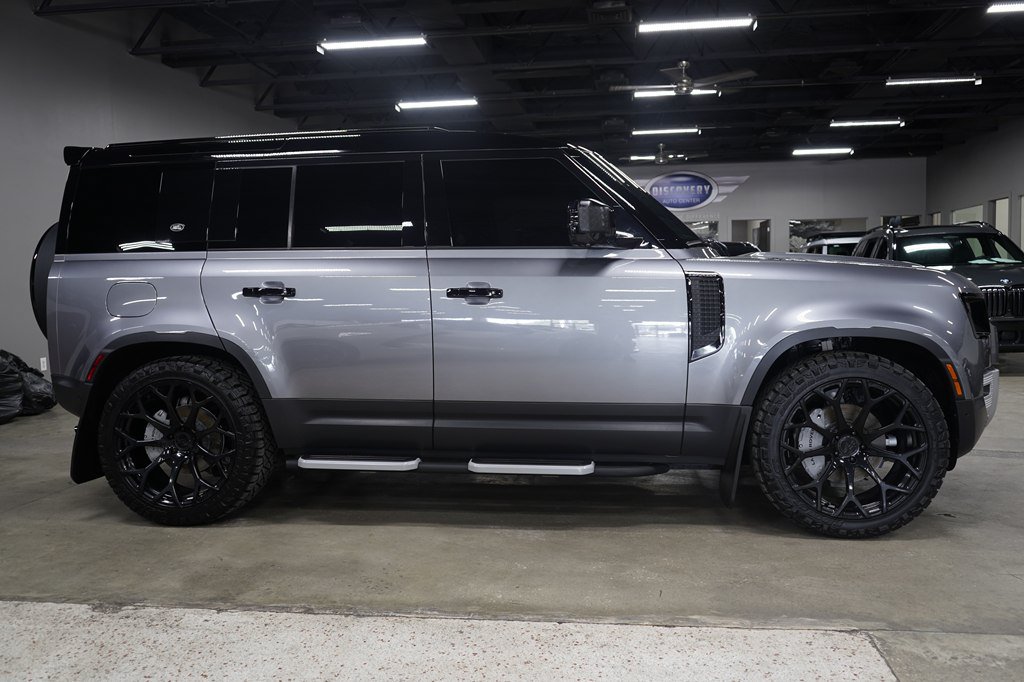 Used 2023 Land Rover Defender 110 S AWD/4WD image 6