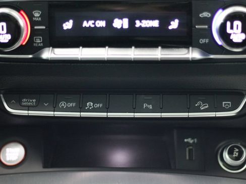 Used 2019 Audi SQ5 Premium Plus w/ Premium Plus Package AWD/4WD image 29