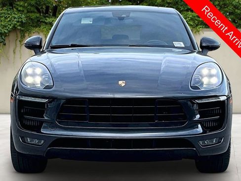 Used 2017 Porsche Macan GTS image 2