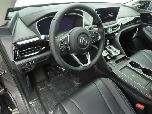 Used 2026 Acura MDX w/ Technology Package FWD image 10