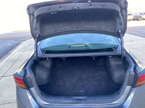 Used 2023 Nissan Altima 2.5 SV image 25