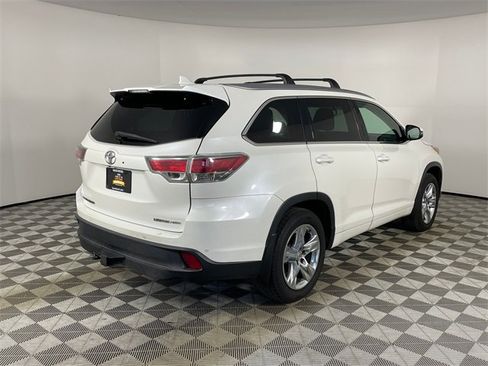 Used 2015 Toyota Highlander Limited image 14