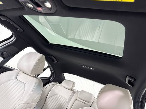 New 2025 Genesis G70 2.5T w/ Sport Prestige Package image 20