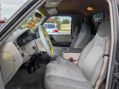 Used 2002 MAZDA B-Series Pickup 2WD Regular Cab B2300 image 9