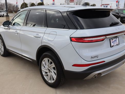 Used 2025 Lincoln Corsair AWD image 7