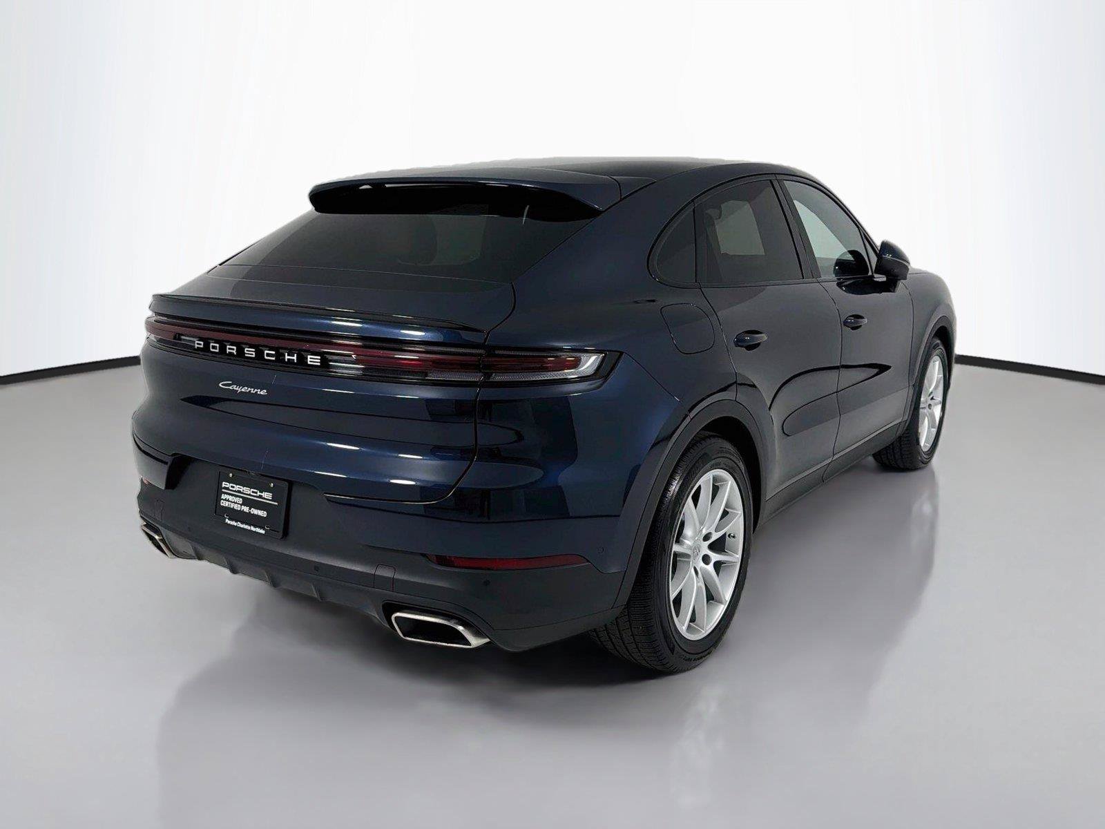Used 2024 Porsche Cayenne Coupe w/ Premium Package Plus AWD/4WD image 28