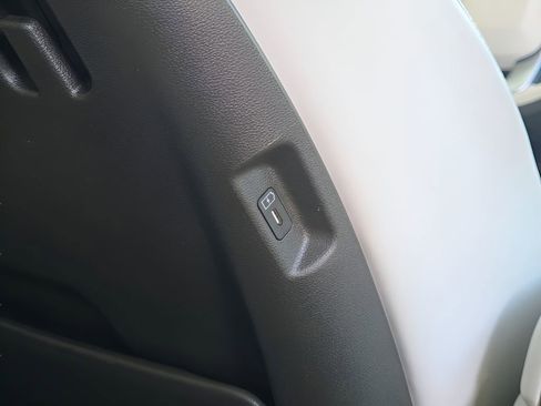 Used 2025 Hyundai Santa Fe Calligraphy FWD image 13