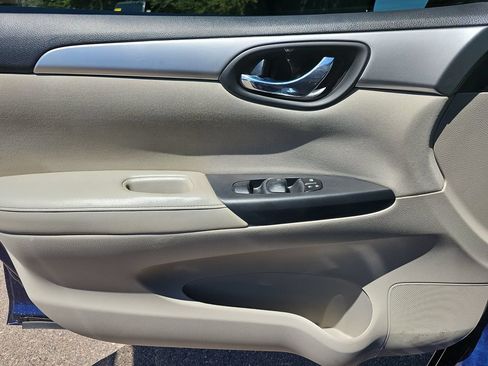 Used 2016 Nissan Sentra S FWD image 24