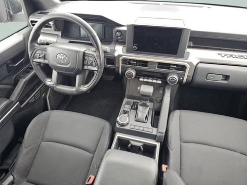 Used 2024 Toyota Tacoma SR5 AWD/4WD image 27