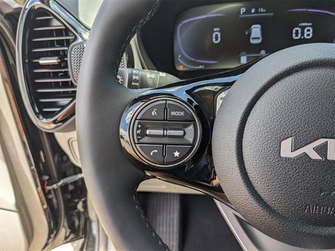 New 2025 Kia Soul EX image 28