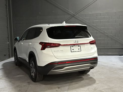 Used 2023 Hyundai Santa Fe SE AWD/4WD image 4