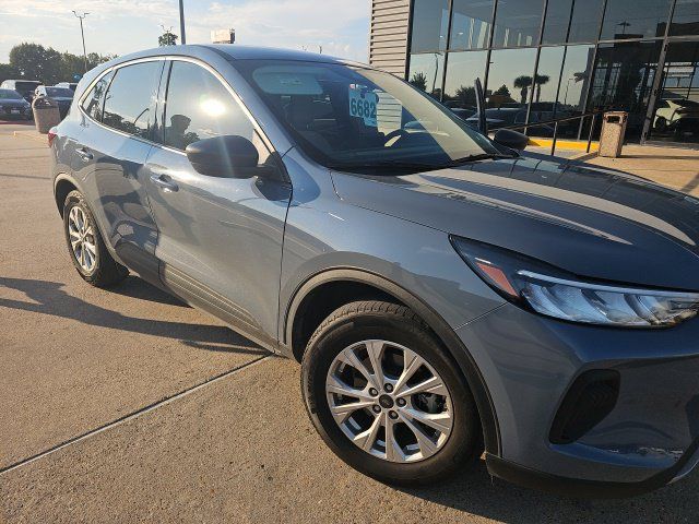 Used 2025 Ford Escape Active FWD image 7