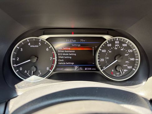 Used 2025 Nissan Sentra SV FWD image 38