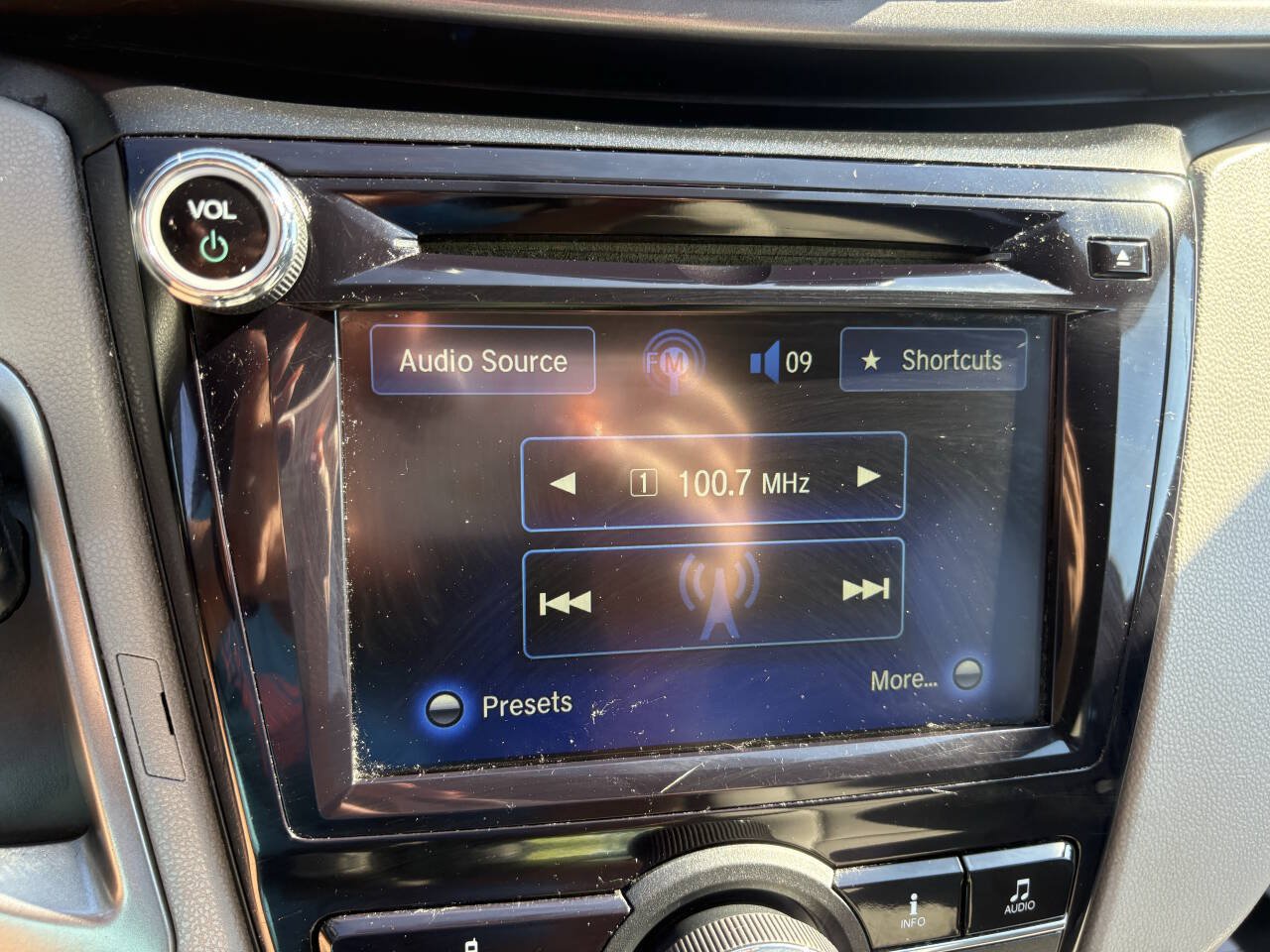 Used 2015 Honda Odyssey EX image 35