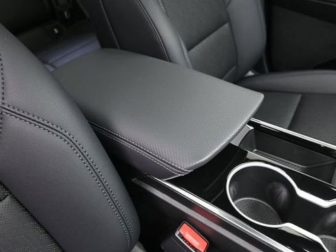 New 2026 Chevrolet Equinox LT FWD image 36