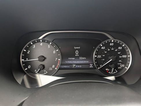 Used 2022 Nissan Frontier SV AWD/4WD image 15