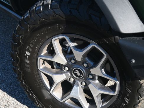 Used 2024 Ford Bronco Badlands image 25
