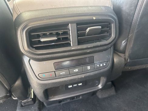 Used 2024 Honda Pilot EX-L image 10