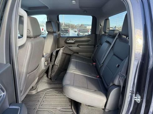 Used 2022 GMC Sierra 1500 SLT w/ SLT Convenience Package image 14