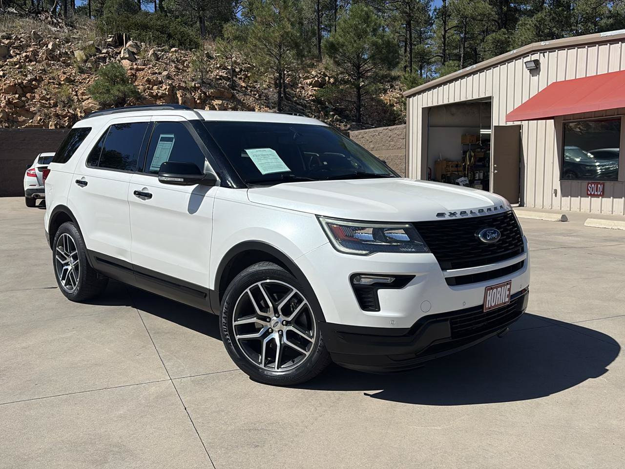 Used 2018 Ford Explorer Sport AWD/4WD image 2