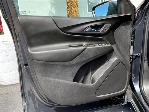 Used 2023 Chevrolet Equinox LT image 22