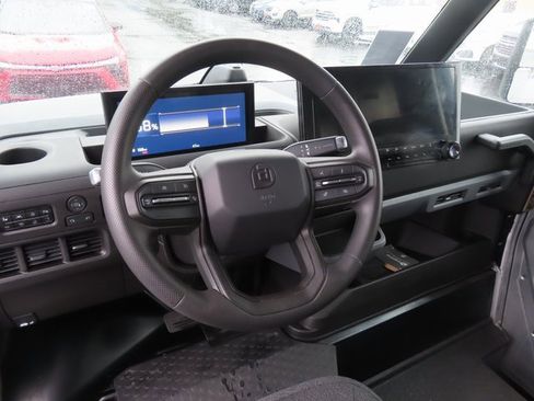 Used 2024 Chevrolet Brightdrop 600 w/ Battery Pack, Max Range image 11