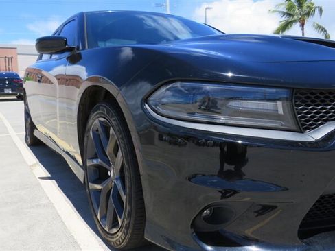 Used 2019 Dodge Charger R/T w/ Plus Group RWD image 12