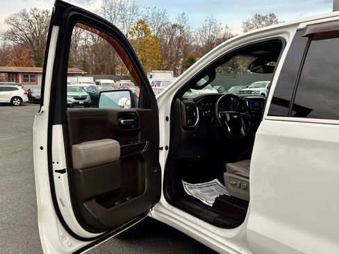 Used 2019 Chevrolet Silverado 1500 LTZ w/ LTZ Premium Package image 14